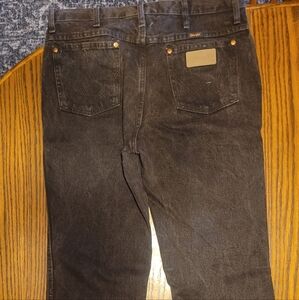 Wrangler Men's Dark Brown Straight Jeans